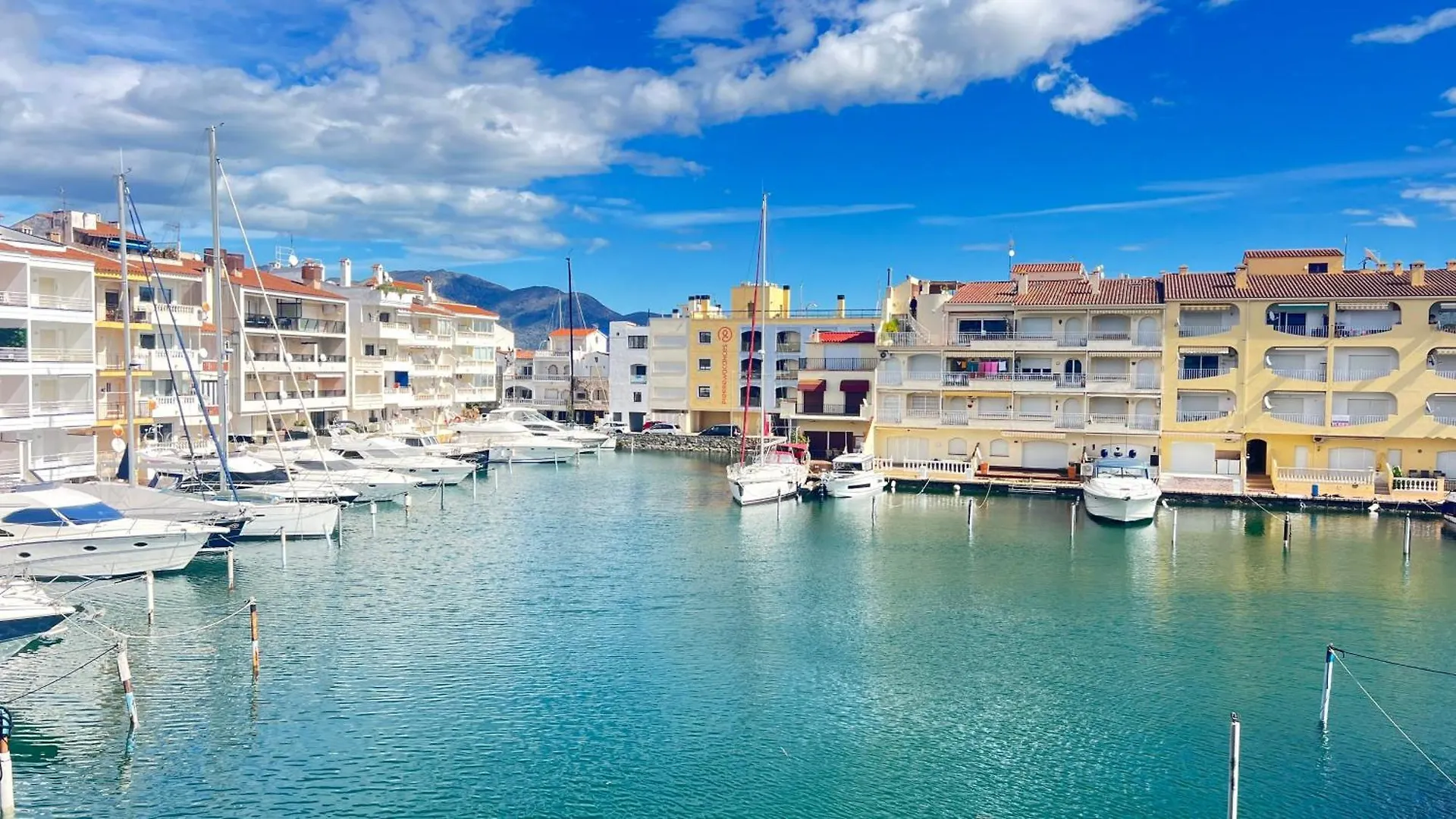 Appartamento Apartamento B Frente Al Canal Con Terraza Empuriabrava
