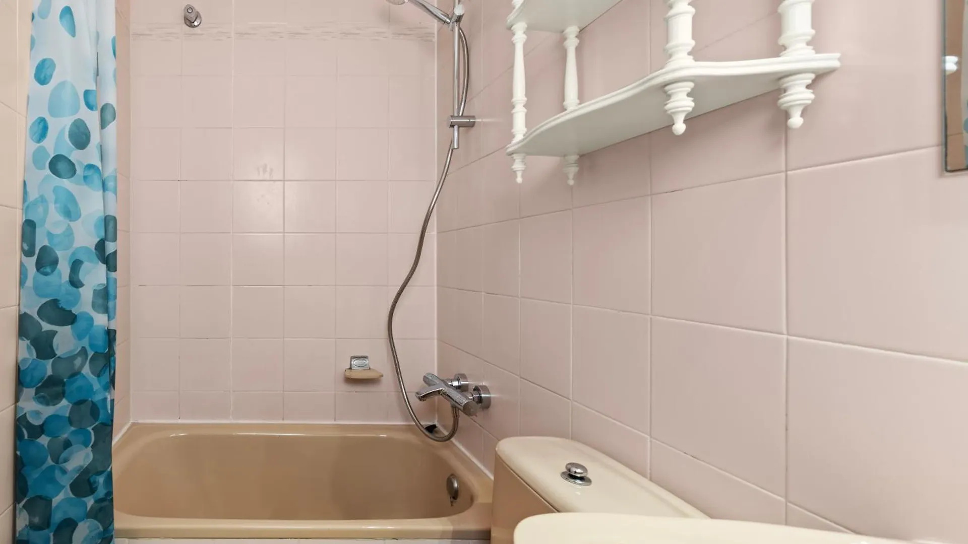 Apartamento B Frente Al Canal Con Terraza Empuriabrava Spagna
